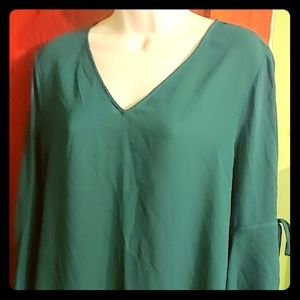 Worthington Long Bell sleeved Forest Green Top